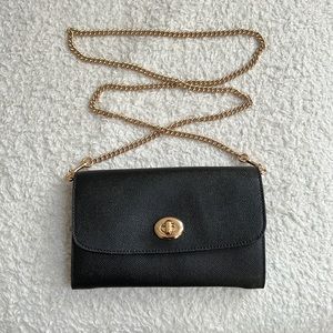 Coach Crosstown. Black leather. EUC.